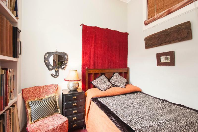 Central Apartment With Parking, Original Art And Antiques EDI Buitenkant foto